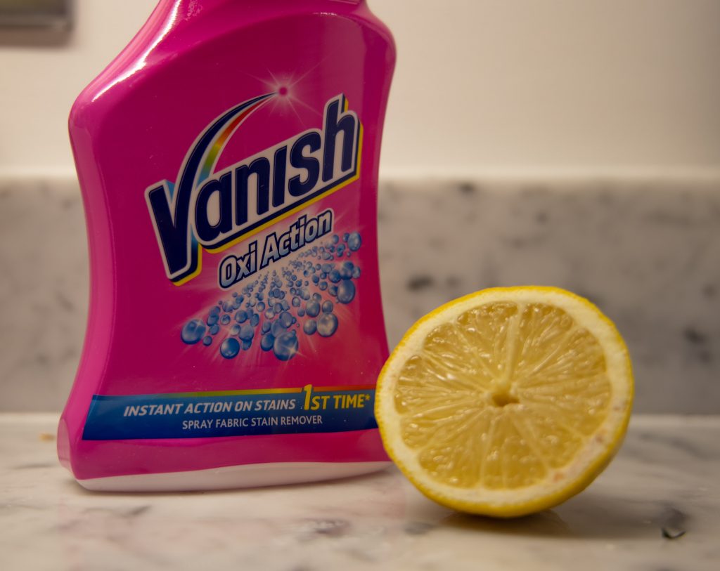 Cleaning products and lemon juice